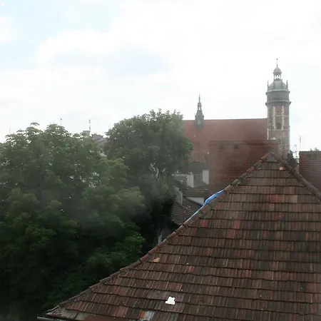 Folk On Kazimierz Meiselsa Str With City View * 크라쿠프